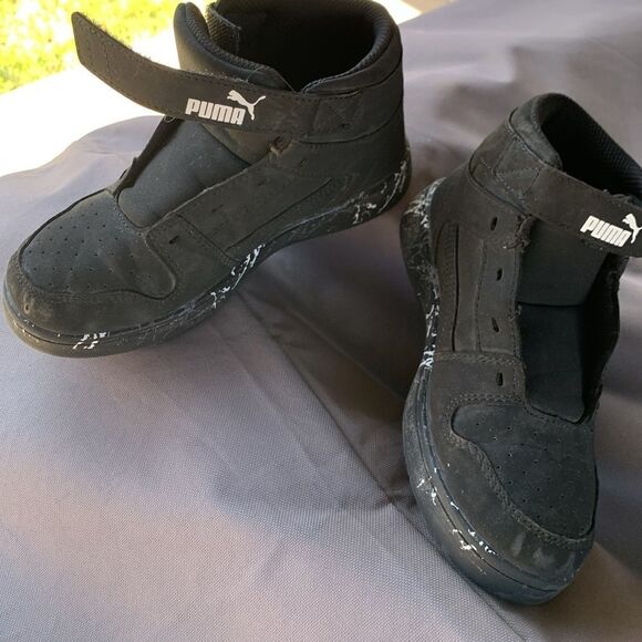 Take 50% OFF- Puma Black High-Top Shoes Boys, Size-1C - Picture 7 of 7